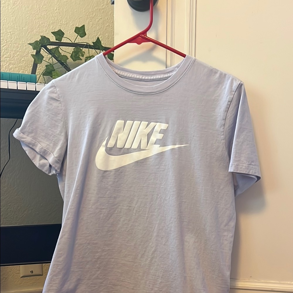 Nike Purple and White Short Sleeve Tee